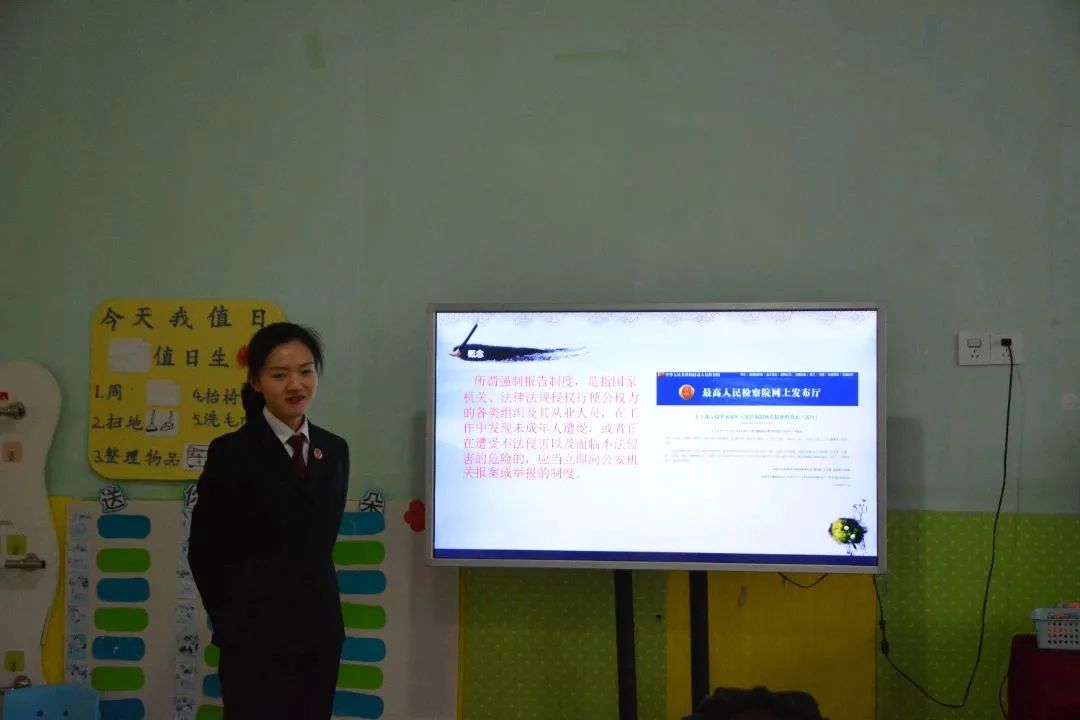 e3d60ff8f00b8c668cd75aec18b5bdb.jpg